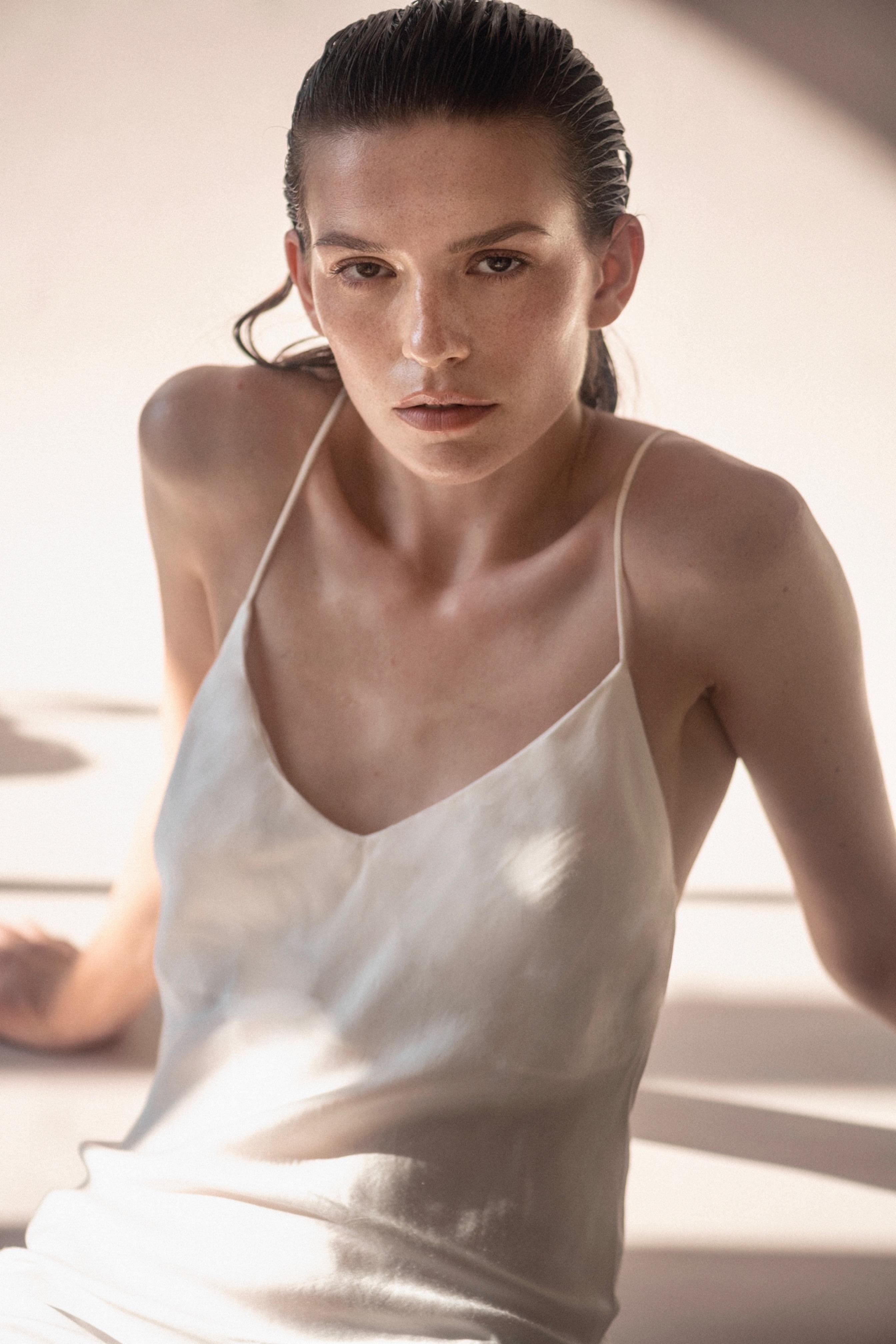 model Teodora Maude, photographer Lоra Slavova 